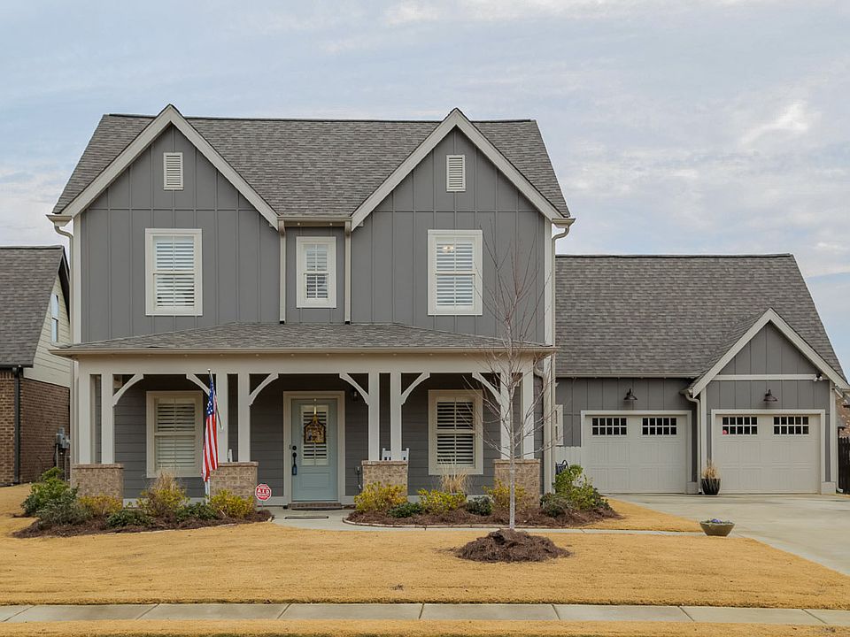 Almost New 5BR/3BA home