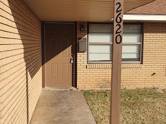 2nd image of 2620 N Hammond Ave