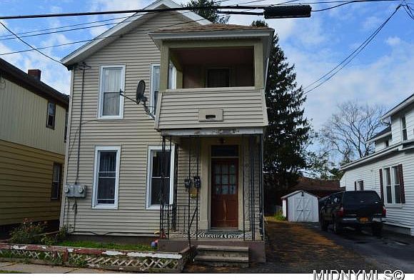 2nd image of 410 Tilden Ave