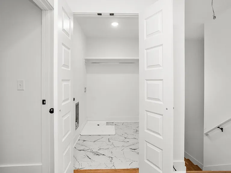 656 Chambers St #160 — Photo 18
