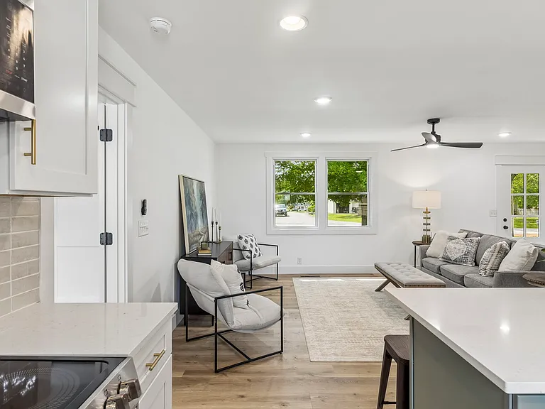 4006 Westwood Dr — Photo 12