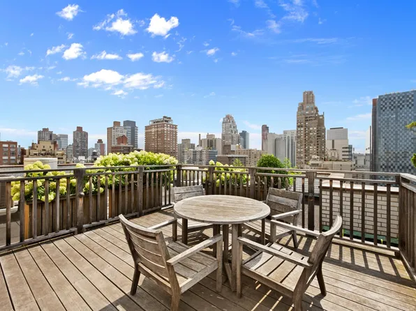 301 East 69th Street image 13 of 14