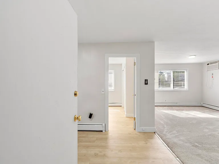 2-44 Dana St — Photo 10