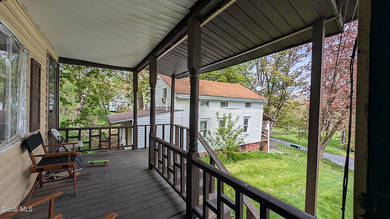 2nd image of 90 Saunders Street