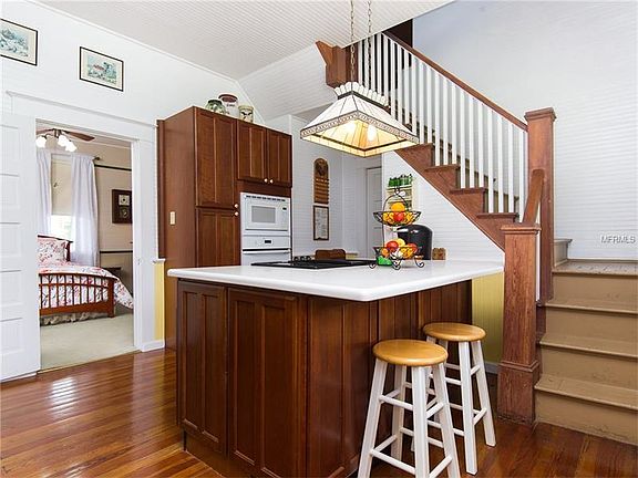 5th image of 2885 S Beardall Ave