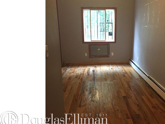 3rd image of 1333 Chisholm St #1