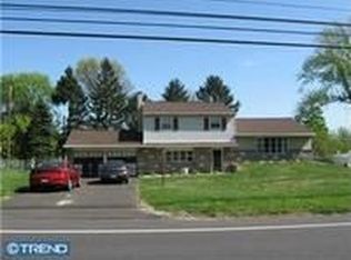 935 Buck Rd, Holland, PA 18966