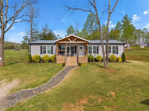 3015 Pumpkintown Hwy, Pickens, SC 29671