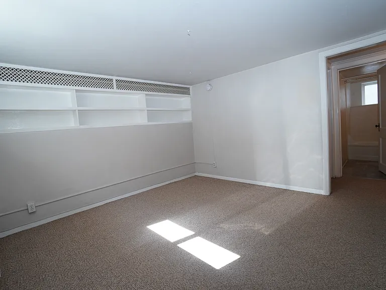 2506 W Woodlawn Ave #4 — Photo 5