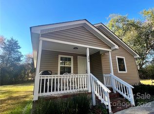1204 Woodlawn Ave, Lancaster, SC 29720