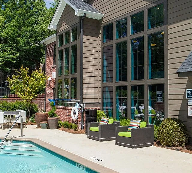 The Pointe at Lenox Park — Photo 18
