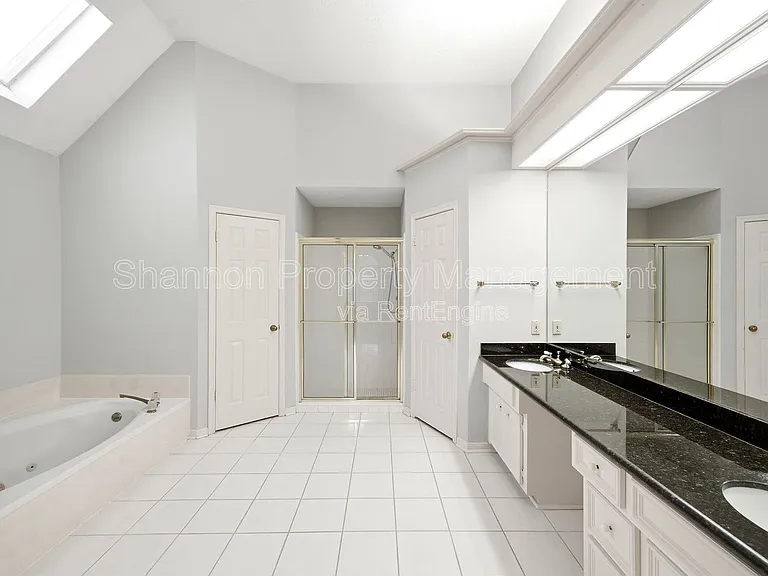 15911 Moon Rock Dr — Photo 24