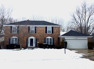 1138 S Falmore Dr, Palatine, IL 60067