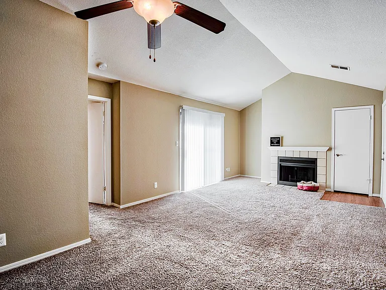 9320 S College Ave — Photo 45
