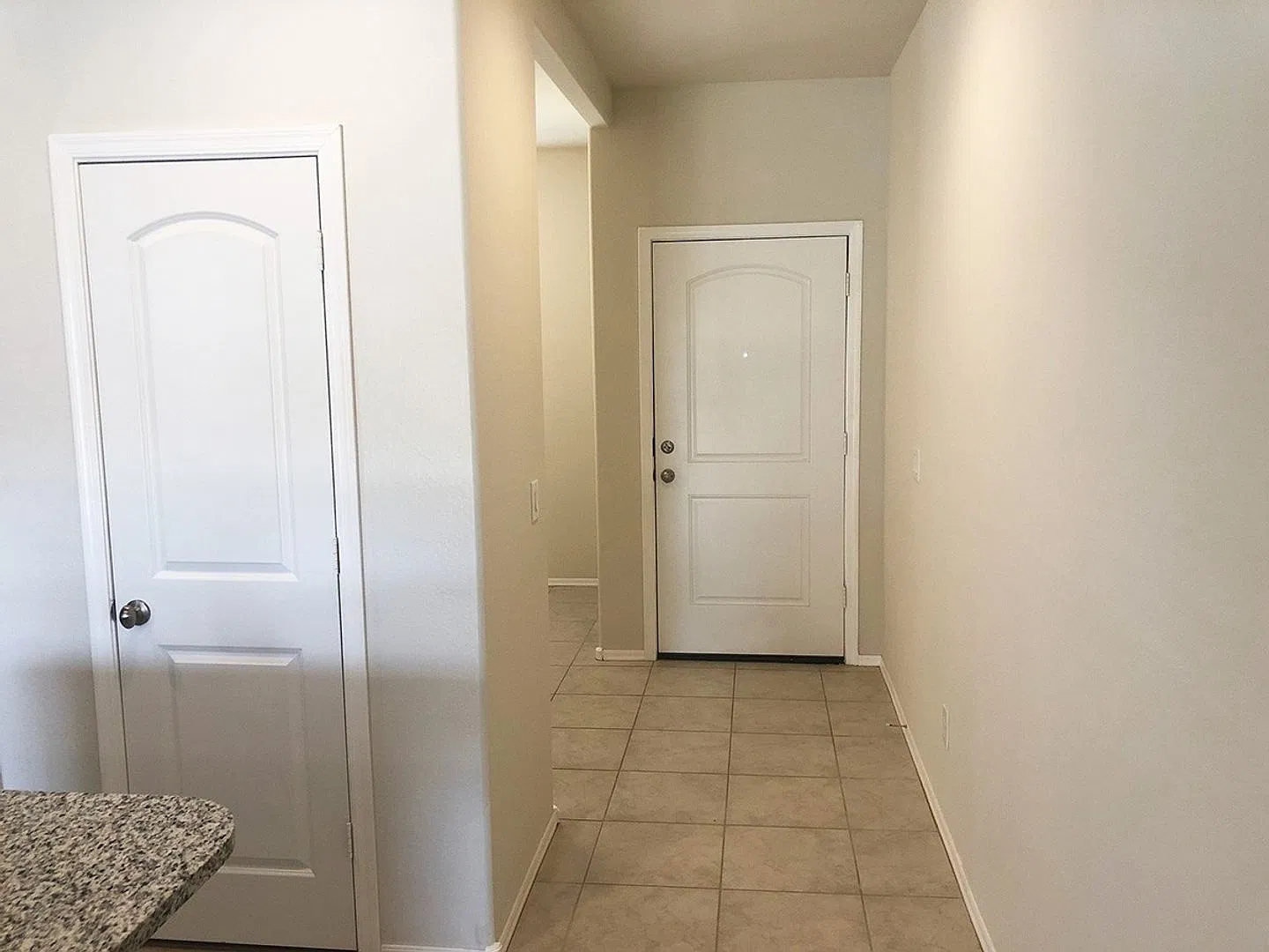 3 Bedroom 2 Bath home in Santa Rosa Springs — Photo 4