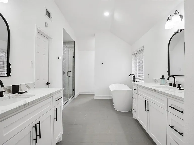 2401 Scarlet Oak Dr — Photo 24