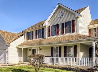 2170 Jordan Ln, Elgin, IL 60123