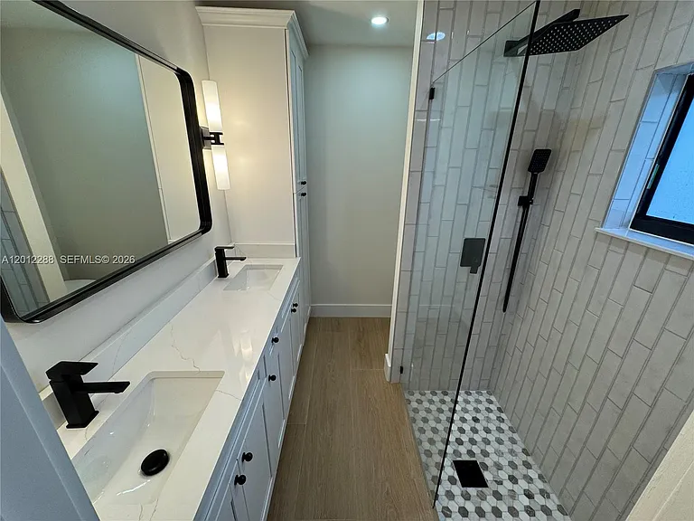 9234 Southampton Pl — Photo 9