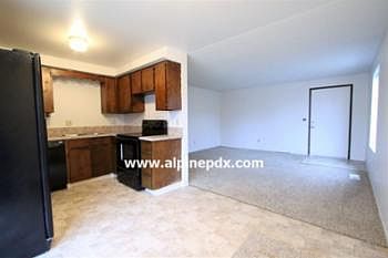 4th image of 3128 Brittany Dr
