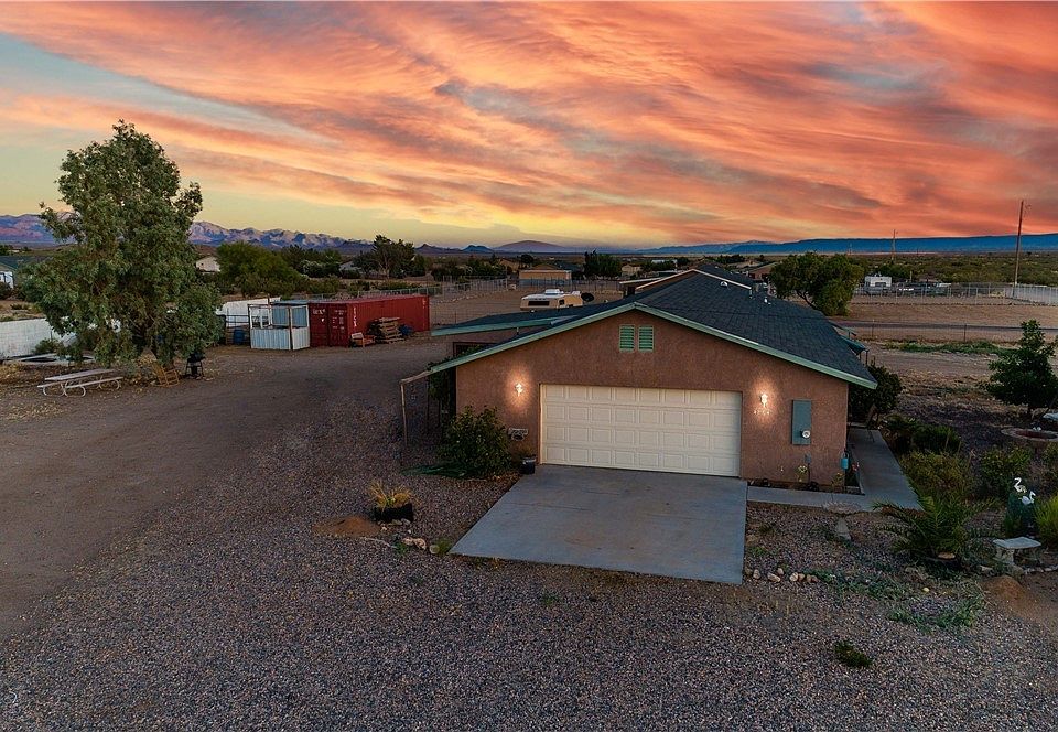 1st image of 4864 W Shipp Drive