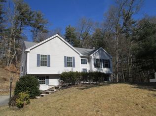 60 Oak St, Hanson, MA 02341