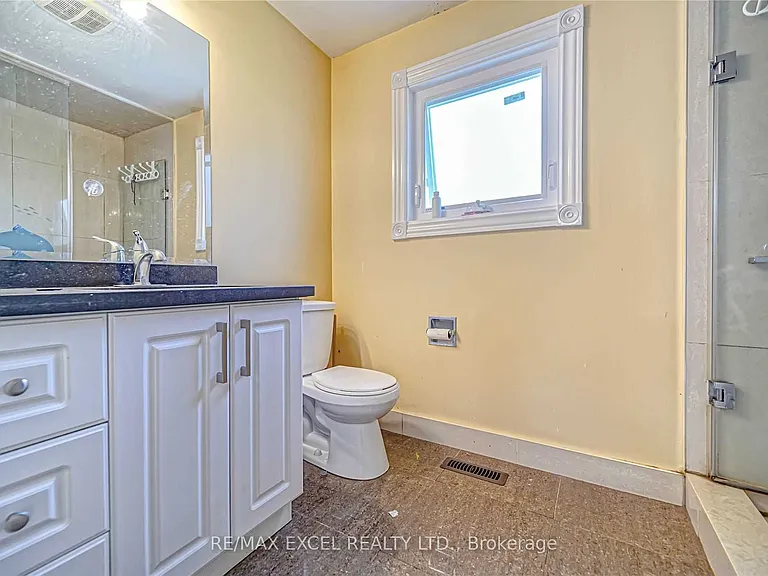 47 Whiteleaf Cres #UPPER — Photo 19