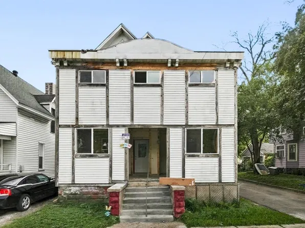 317 Earl Street #1-2, Eau Claire, WI 54703