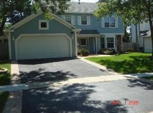 2S601 River Oaks Dr, Warrenville, IL 60555