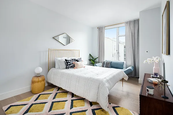 Rented by Extell Marketing Group LLC | media 23