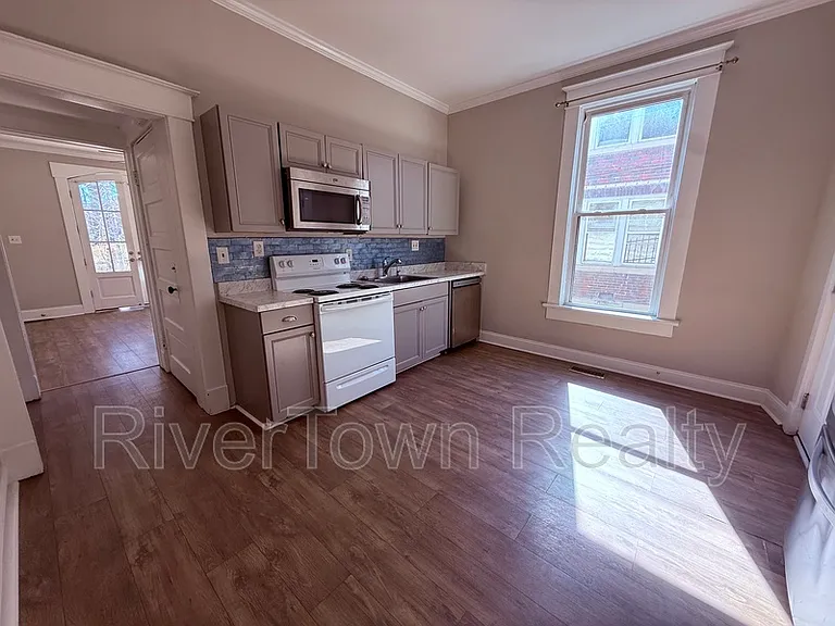 215 N Bellevue Blvd #1 — Photo 5