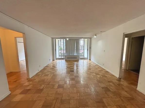99 Pond Ave APT 222, Brookline, MA 02445