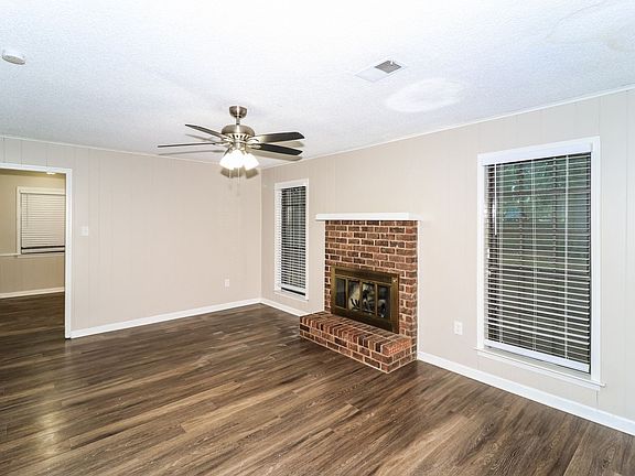 3rd image of 5733 Magnolia Woods Dr