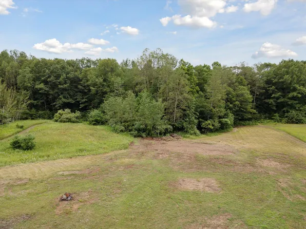 6474 W 112th St, Grant, MI 49327