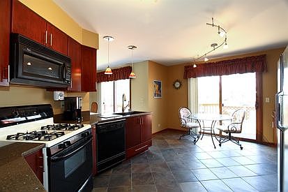 5th image of 6216 Sleepy Hollow Ln