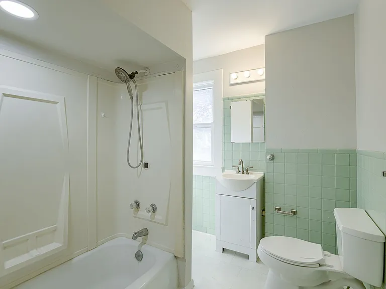 1003 S 42nd St — Photo 6