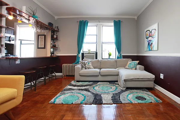 Sold by Ian Alexander Realty Group LLC | media 11