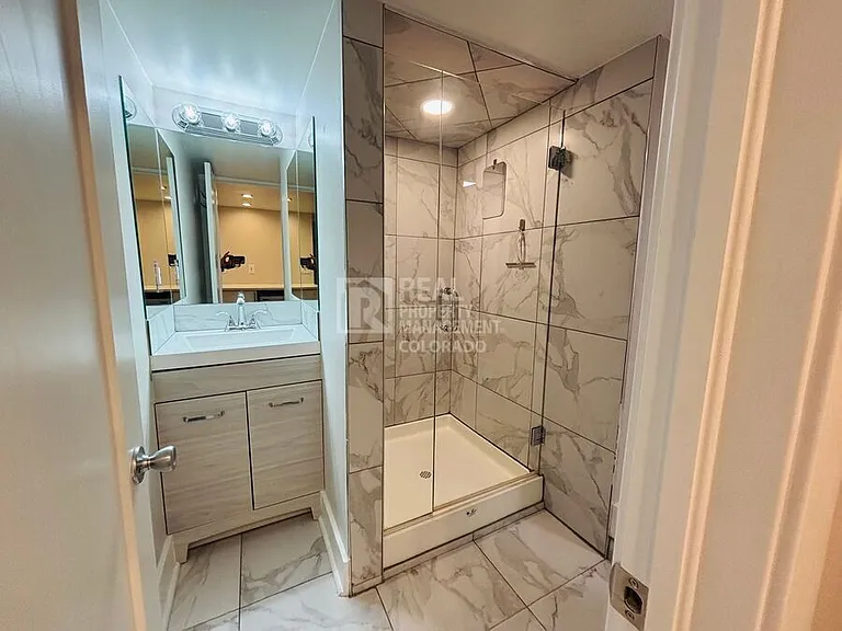 2944 Vallejo St — Photo 11