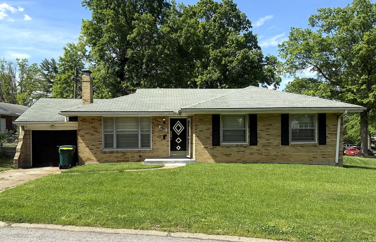 9221 Waldorf Dr photo 1