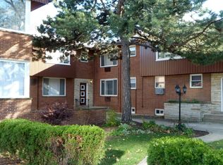 1535 Bonnie Brae Pl #2, River Forest, IL 60305