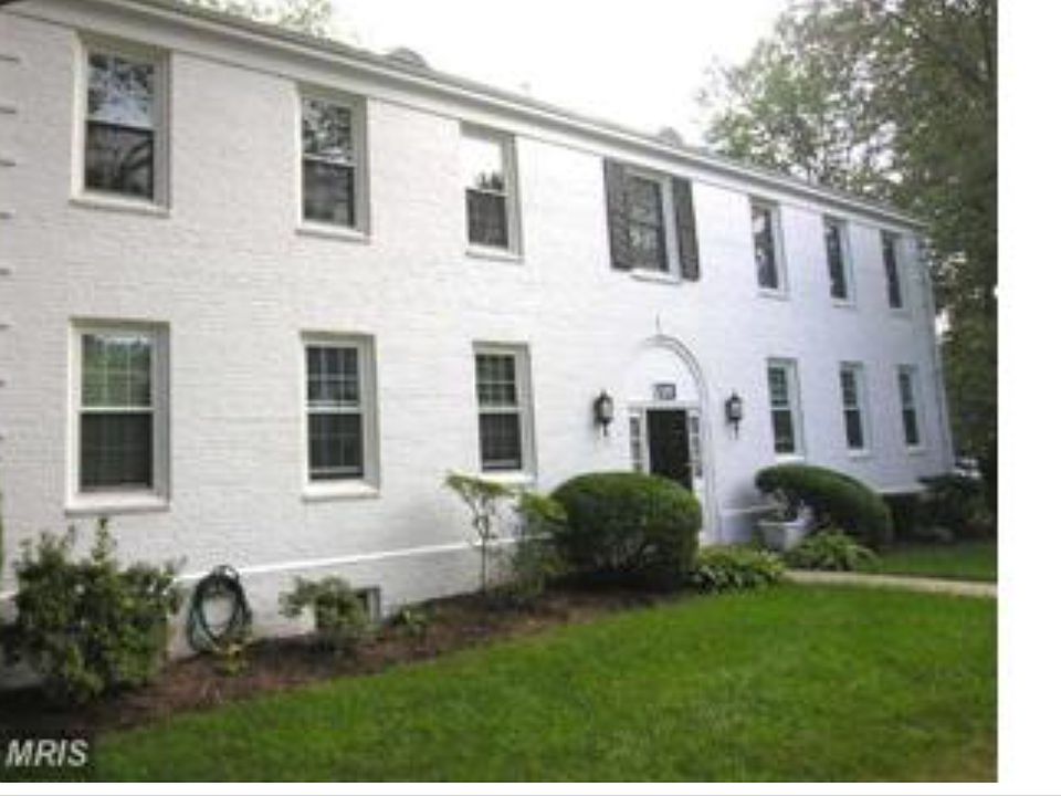 1st image of 629 Azalea Dr APT 2