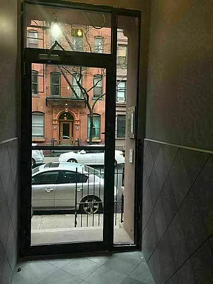 Rented by CNYC Apartments | media 30