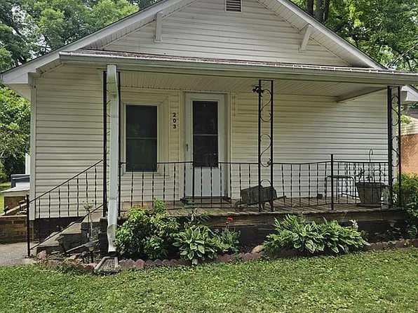 203 Bond St, Greensboro, NC 27405