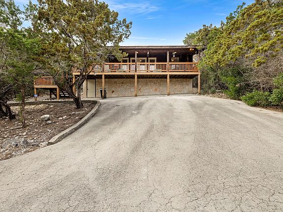 3rd image of 117 Cedar Ridge Ln