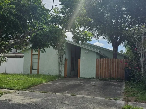 10307 Pennytree Pl, Tampa, FL 33624