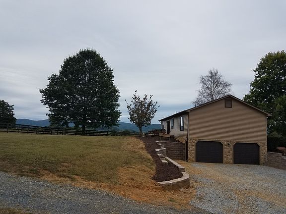 2nd image of 1719 Lugar Ln