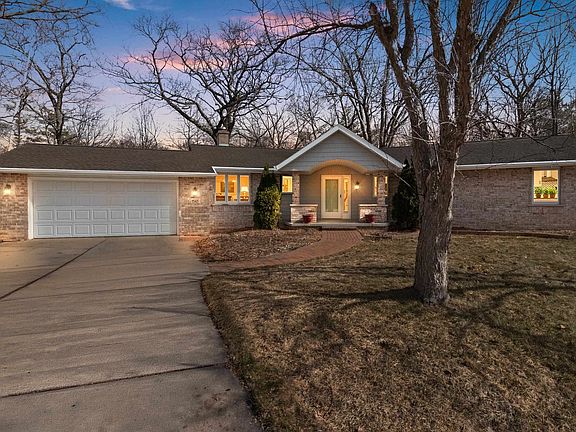 3rd image of 1543 Rustic Ridge Ct