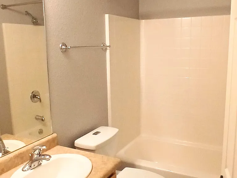 2491 Fountain Greens Pl #B-7 — Photo 10