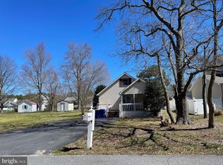 32837 Bauska Dr, Ocean View, DE 19970