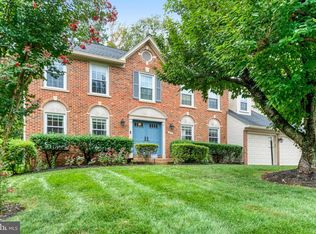 7832 Valleyfield Dr, Springfield, VA 22153