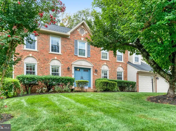 7832 Valleyfield Dr, Springfield, VA 22153